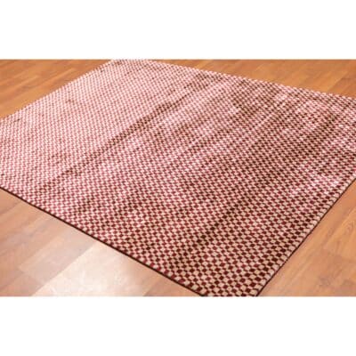 AREA RUG 5' 4" X 7' 8" WOVEN ASSORTED