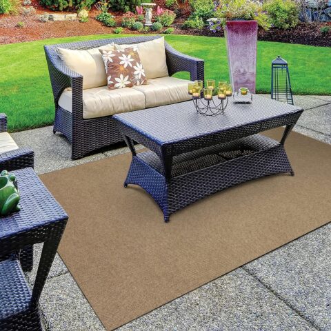NEEDLEPUNCH 6X8 INDOOR/OUTDOOR AREA RUG - Image 2