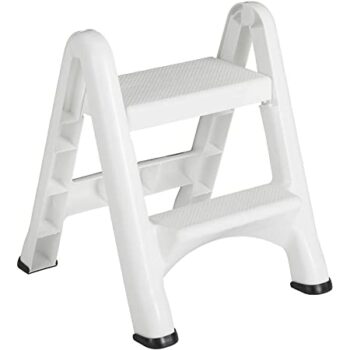 RUBBERMAID FOLDING EZ STEP STOOL WHITE