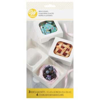 SMALL WHITE TREAT BOX WILTON