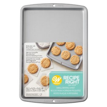WILTON RR 13.2"X9.25"X0.62" COOKIE SHEET